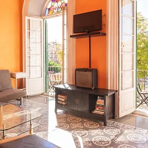 great-stays-on-picasso-square-la-plaza-merced.hotelsinnerja.org/